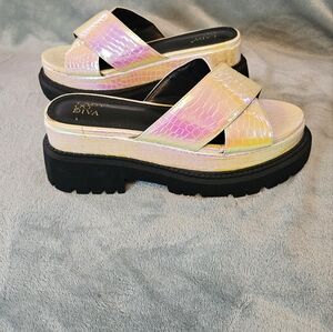 Diva Iridescent Pink Croc Platform Sandals